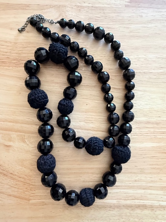 Jewelry - Vintage Black Beaded Long Necklace